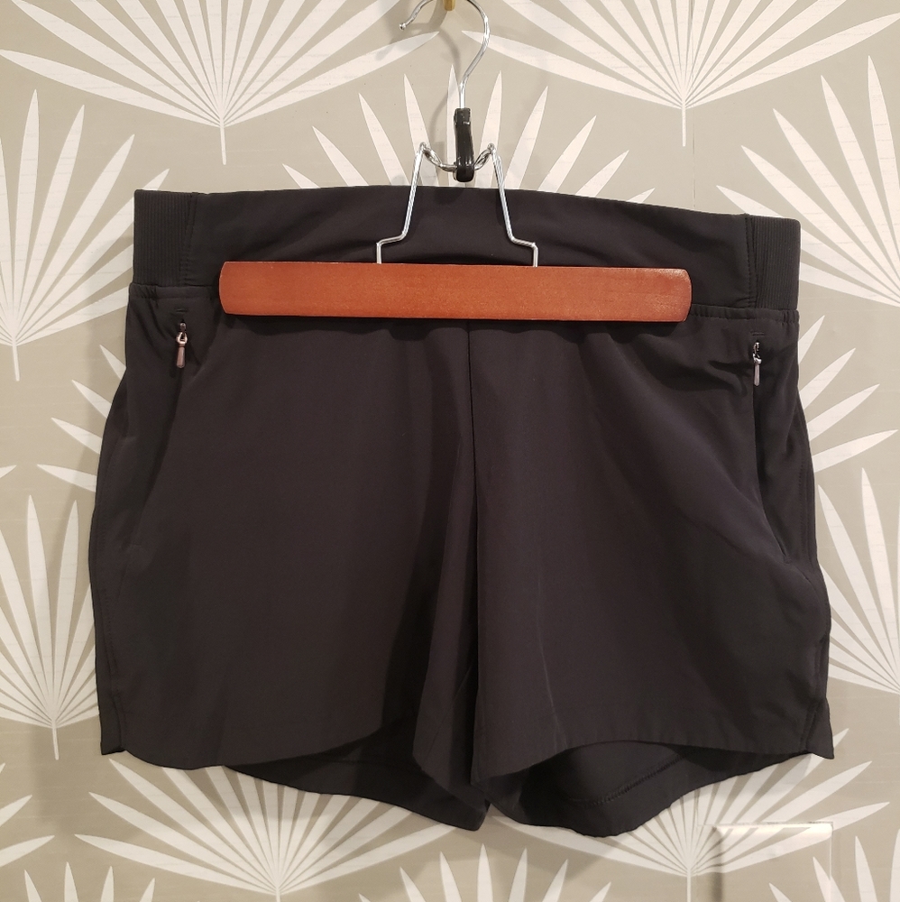 Size Small Calia by Carrie Underwood Black Shorts Like New.